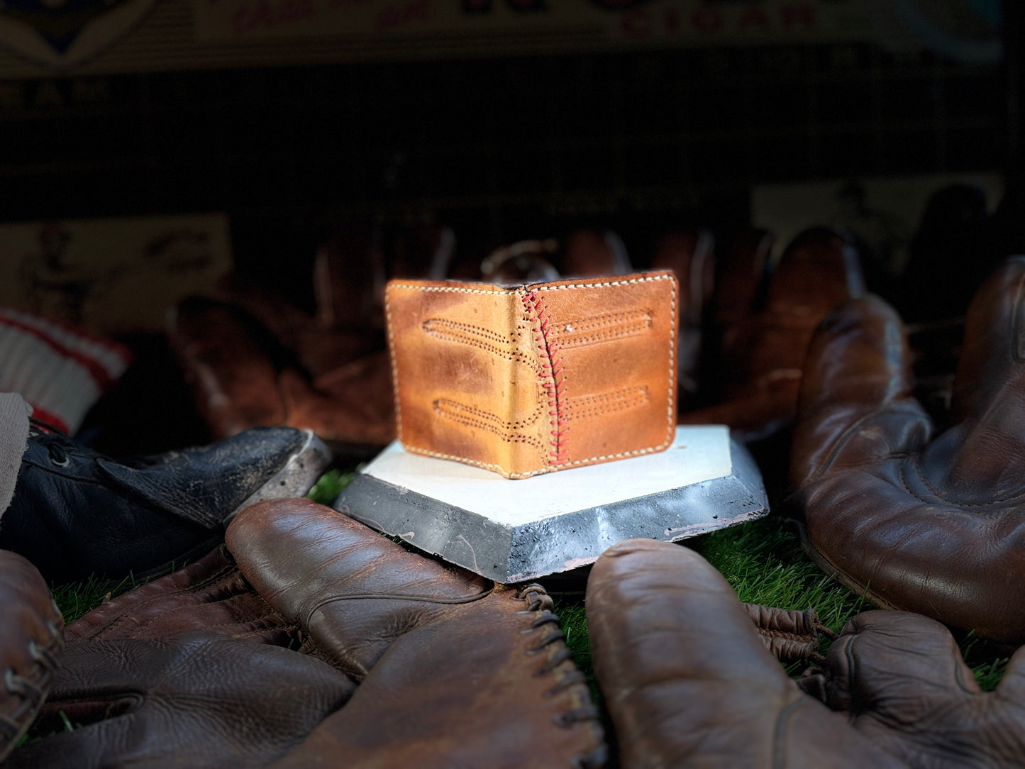 Catchers MItt Inside Leather Wallet