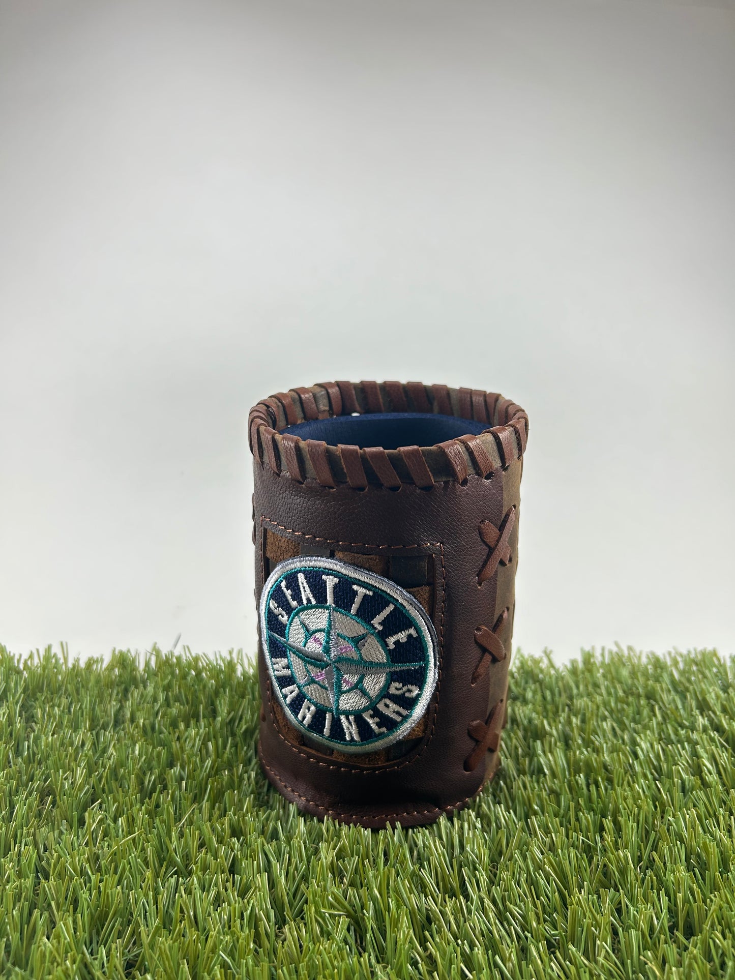 Vintage Pocket Coozie - Seattle Mariners Emblem