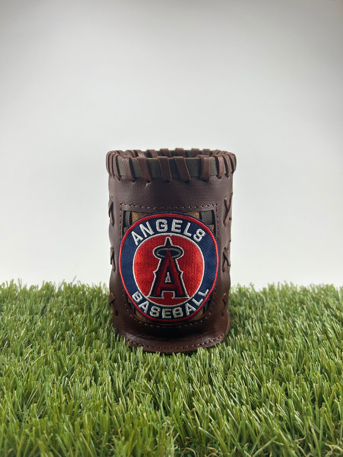 Vintage Pocket Coozie - Los Angeles Angels Red Center Circle