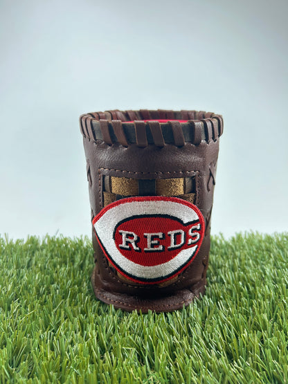 Vintage Pocket Coozie - Cincinnati Reds C