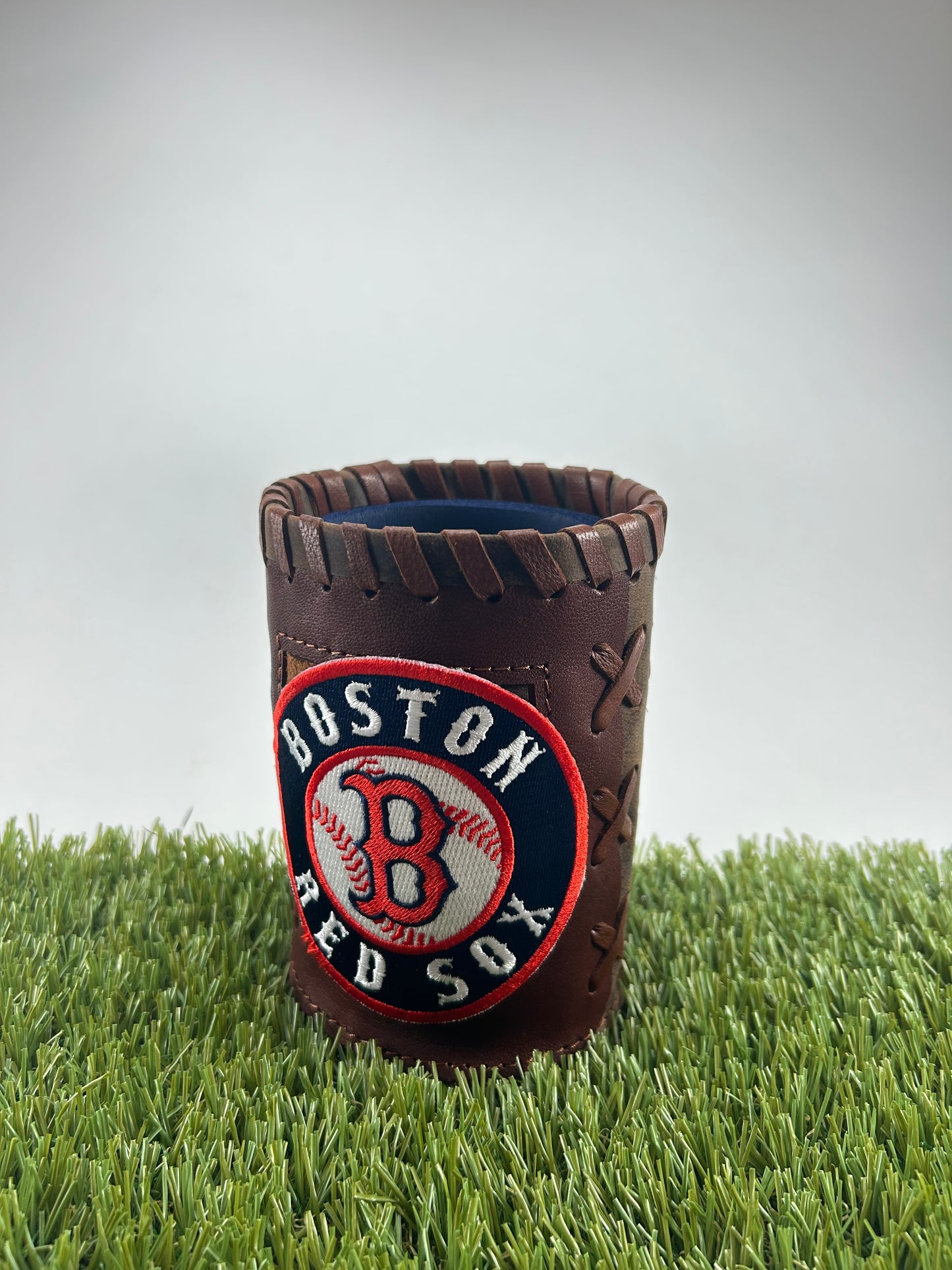 Vintage Pocket Coozie - Boston Red Sox B Circle Baseball