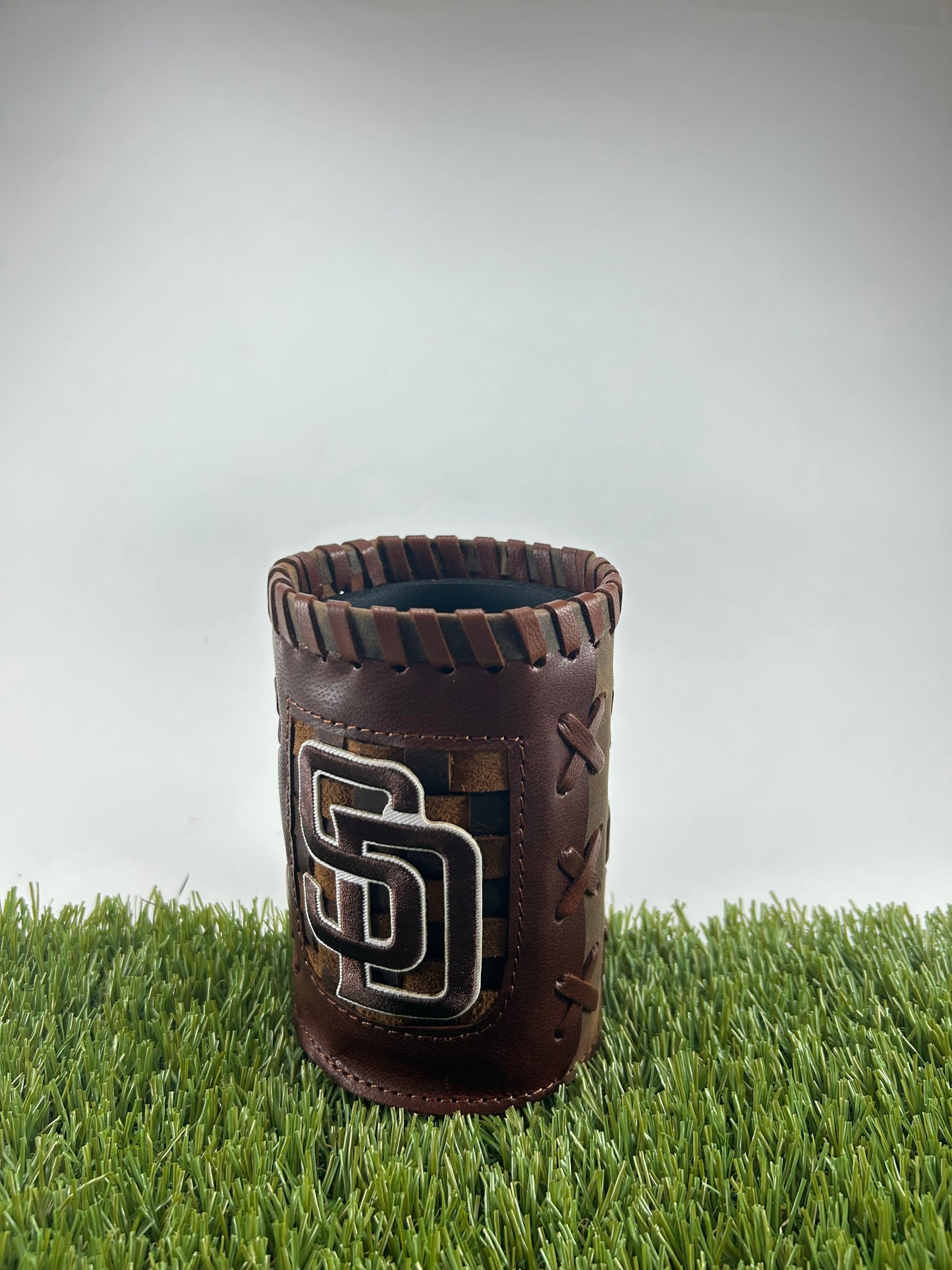 Vintage Pocket Coozie - San Diego Padres Brown SD