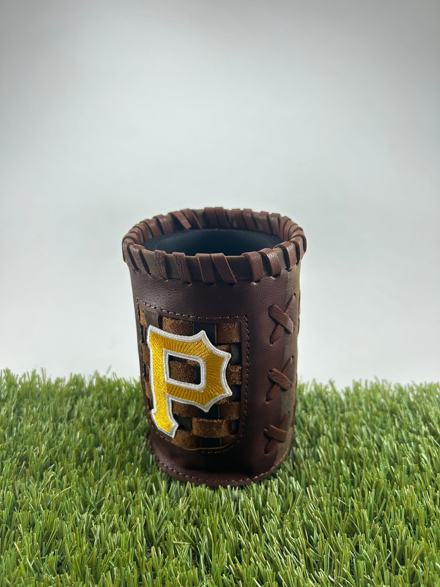 Vintage Pocket Coozie - Pittsburg Pirates P