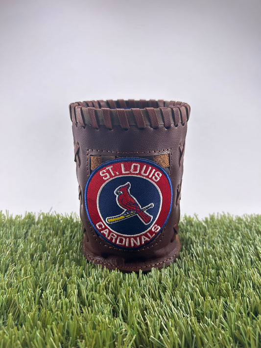 Vintage Pocket Coozie - St Louis Cardinal Circle Blue Center