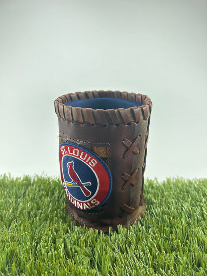 Vintage Pocket Coozie - St Louis Cardinal Circle Blue Center