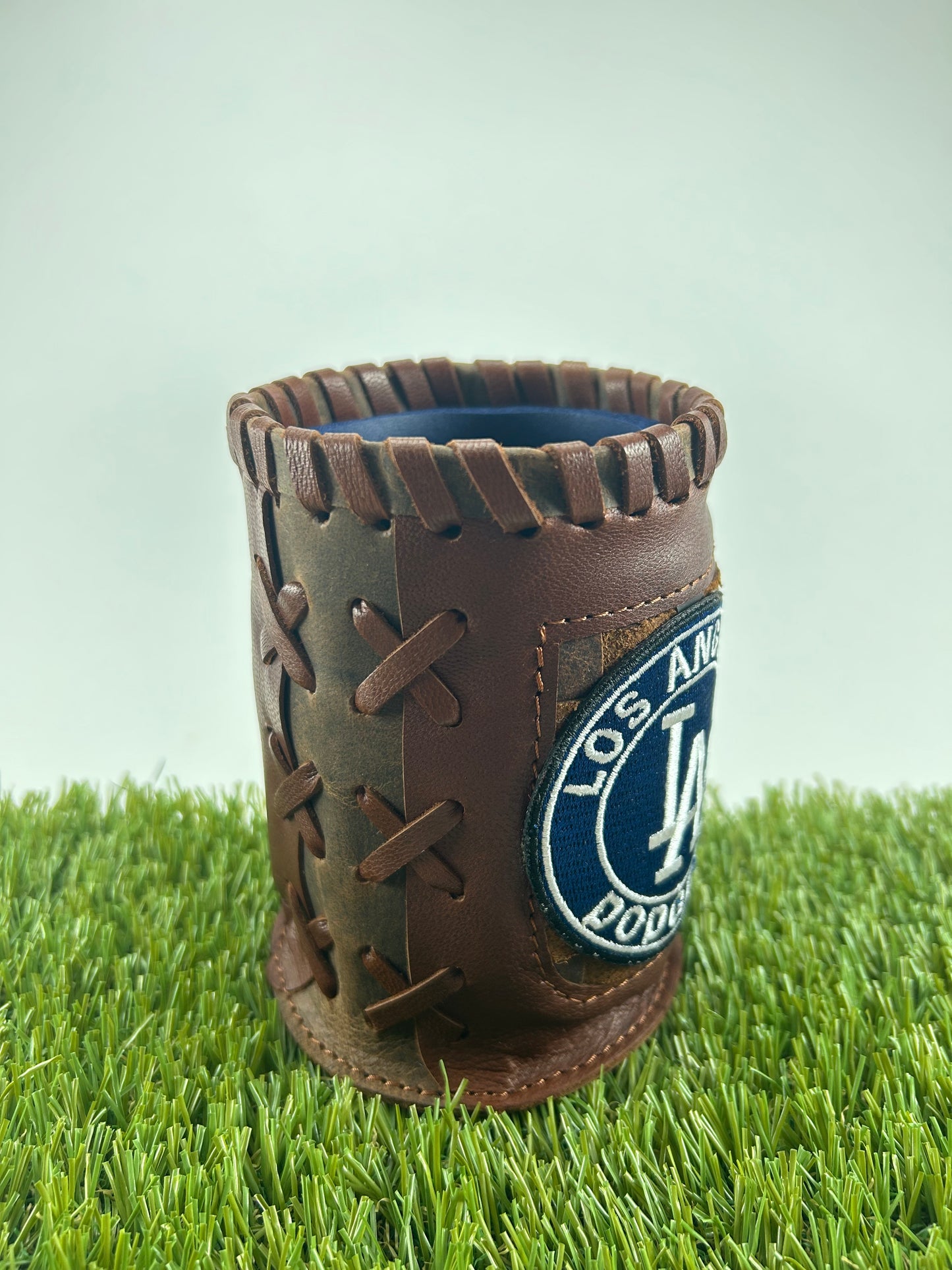 Vintage Pocket Coozie - LA Dodgers Blue Circle