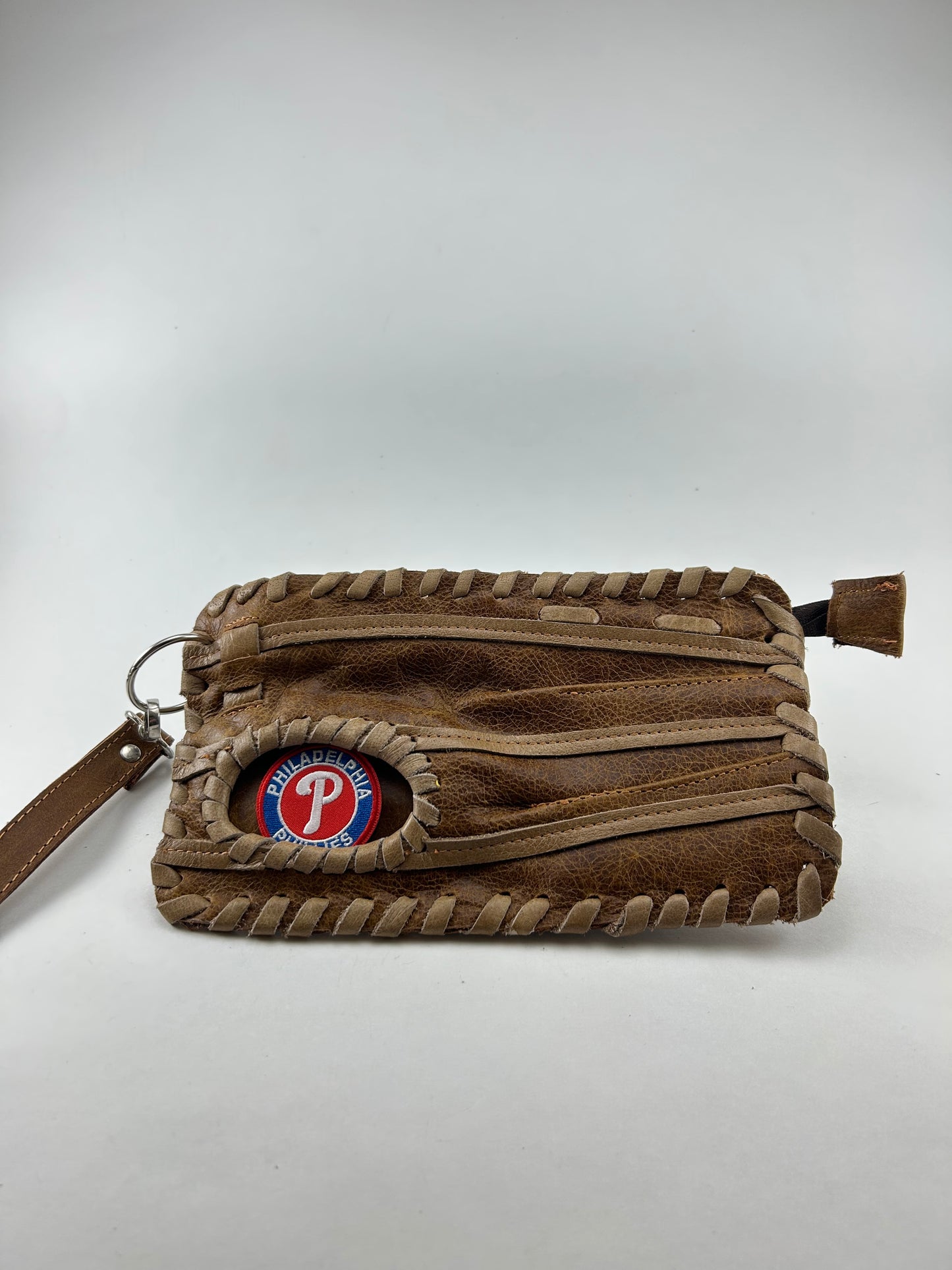 Finger Glove Wristlet - Philadelphia Phillies P