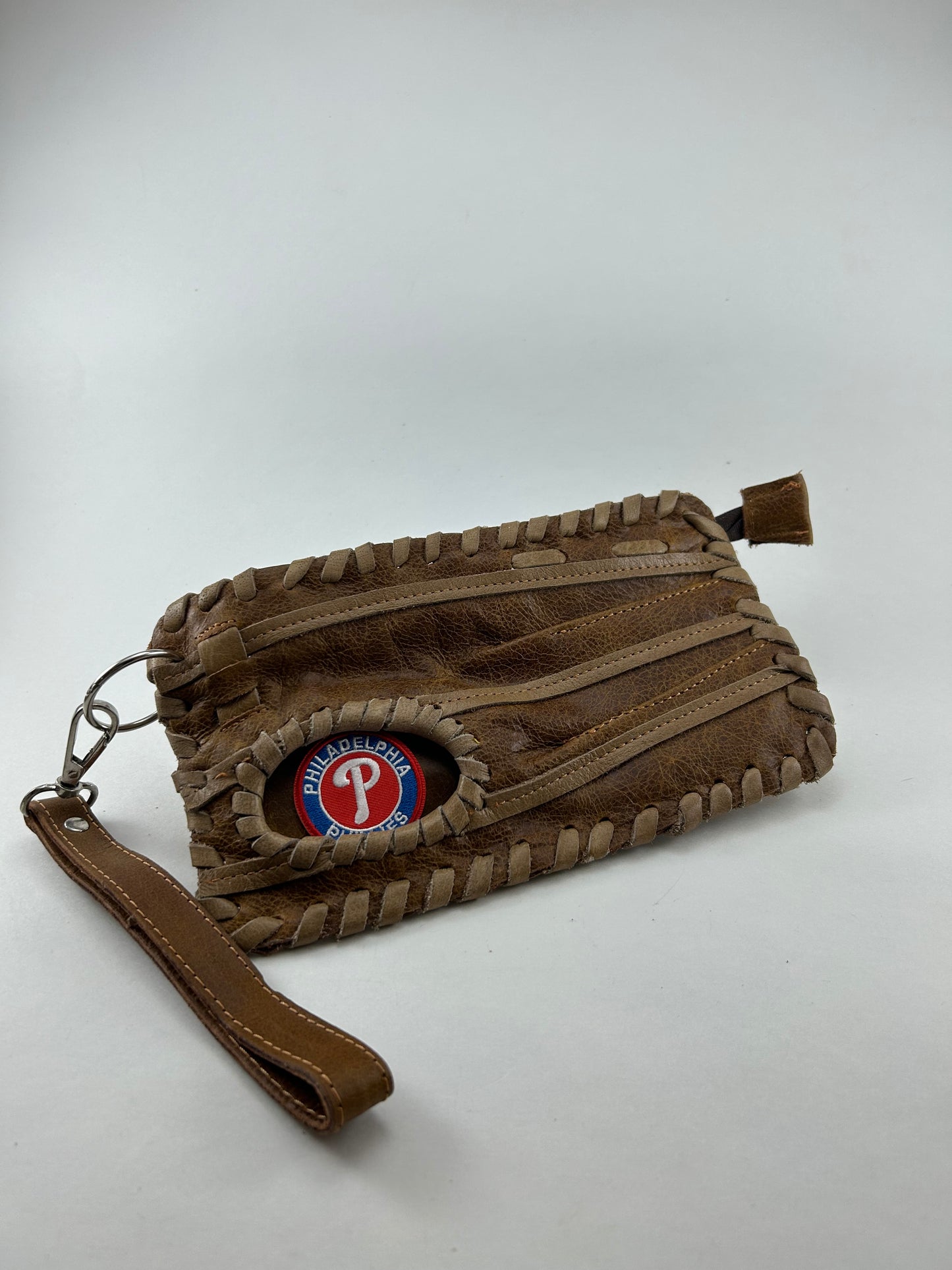 Finger Glove Wristlet - Philadelphia Phillies P