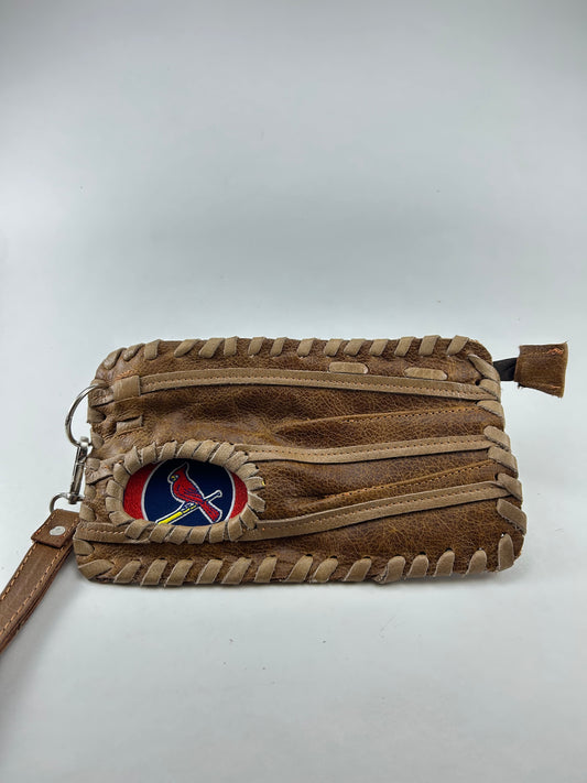 Finger Glove Wristlet - St. Louis Cardinals Inner Blue Circle
