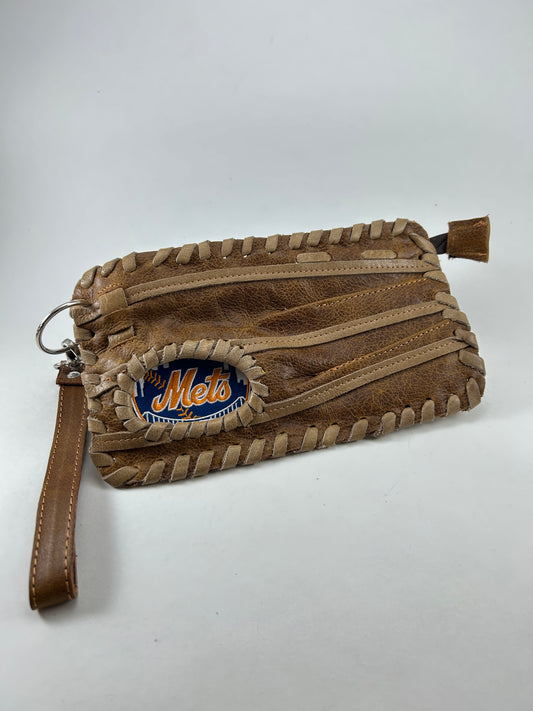 Finger Glove Wristlet - New York Mets