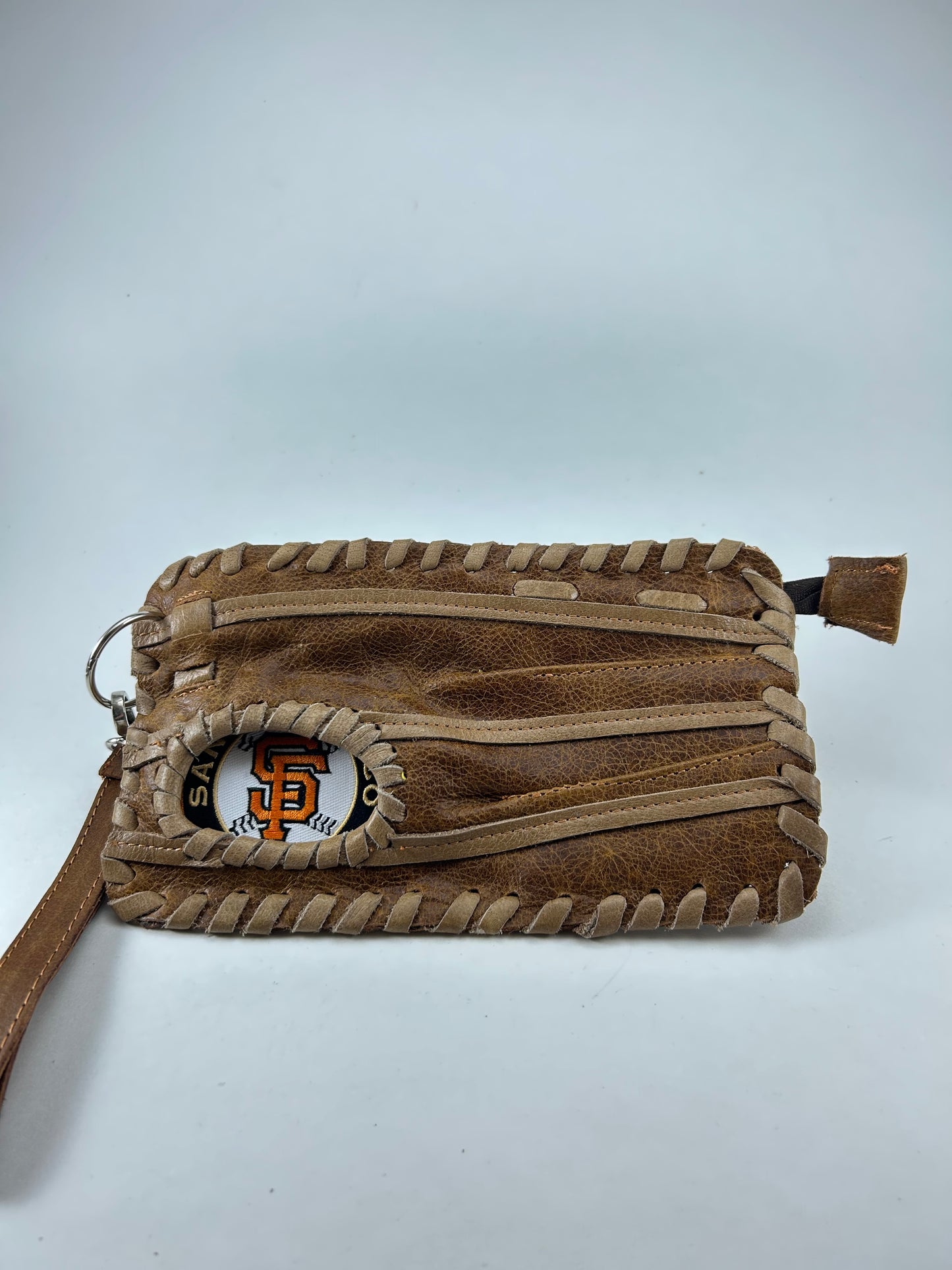 Finger Glove Wristlet - San Francisco Giants SF Round