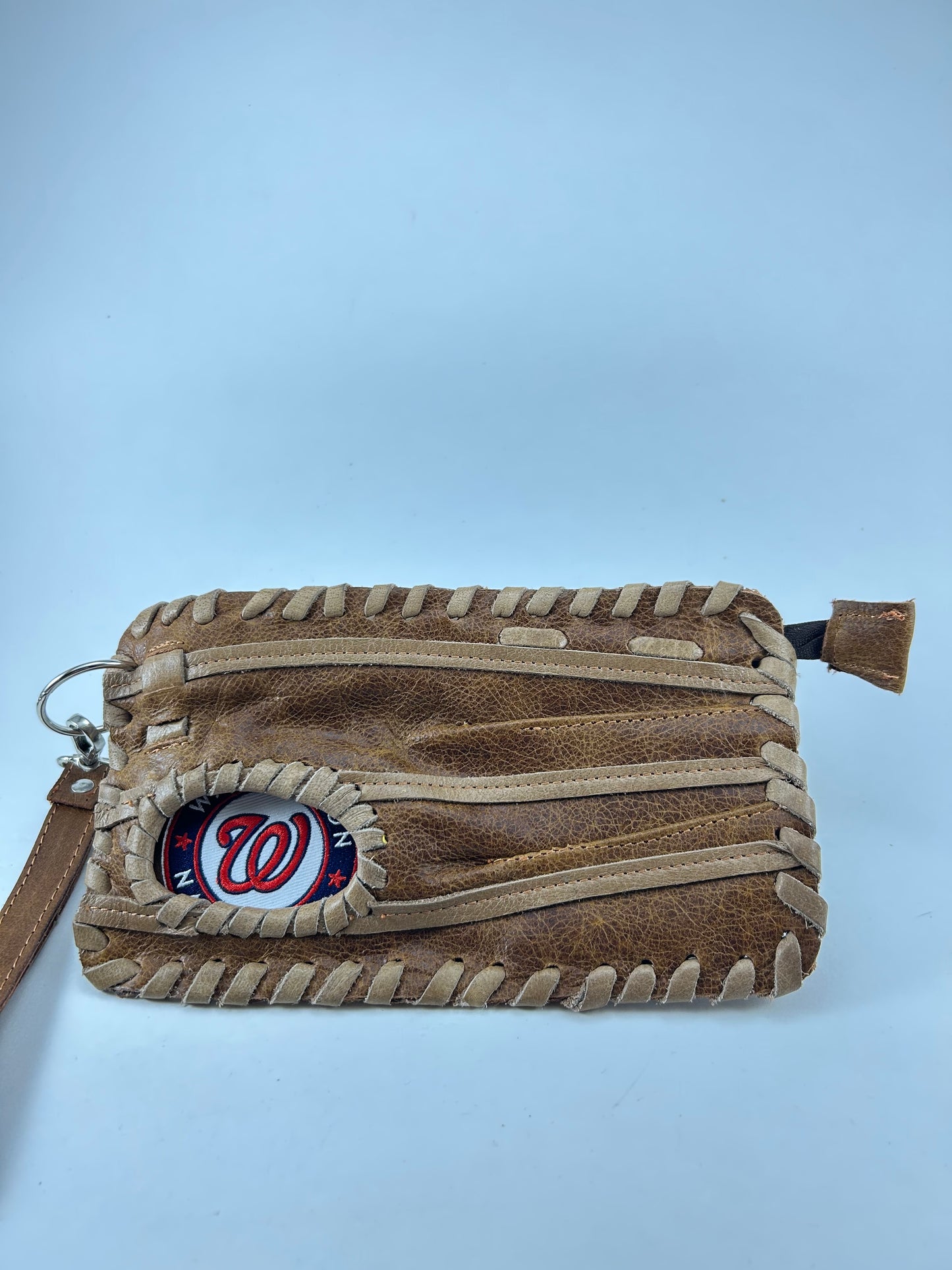Finger Glove Wristlet - Washington Nationals Round