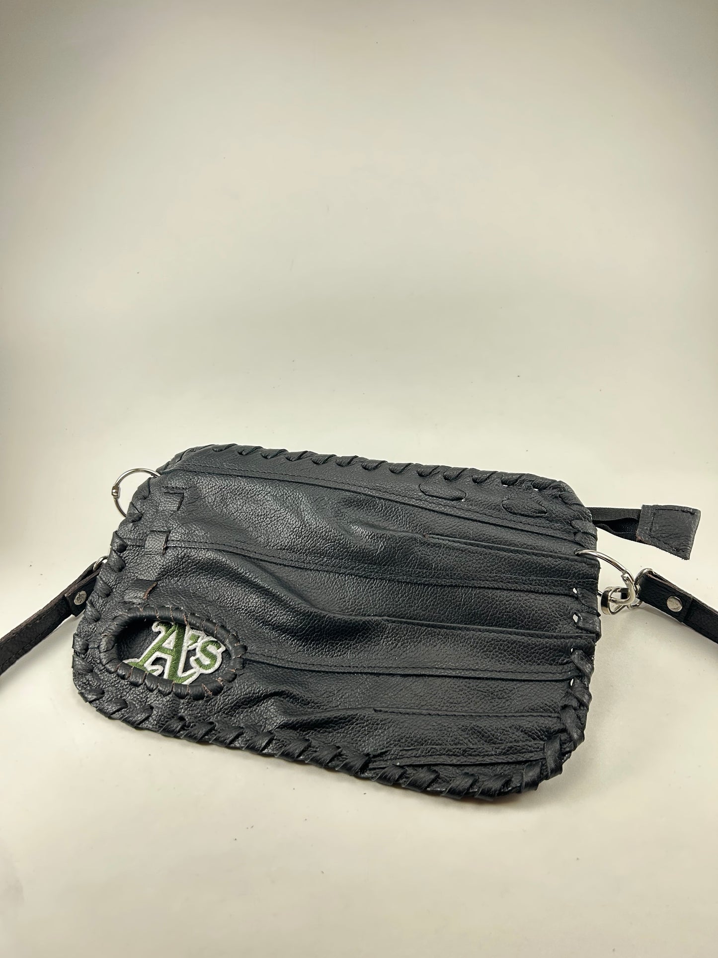 Black Finger Glove Purse - Oakland Athletics Green A's