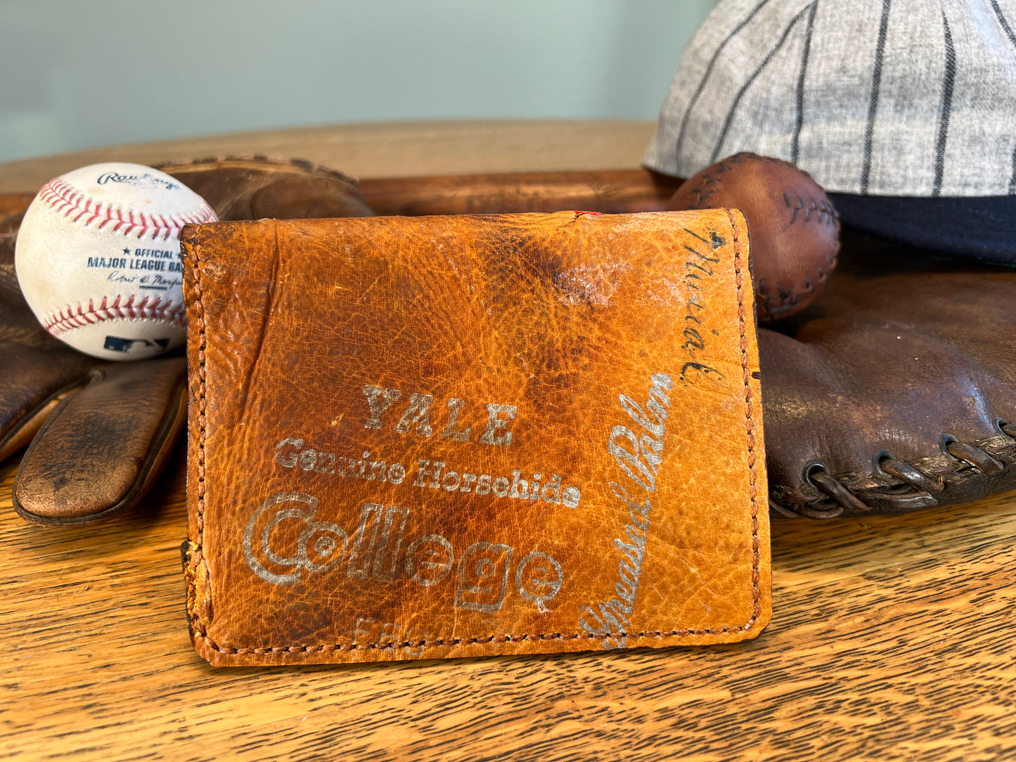 Yale Horsehide College Model - Special Wallet