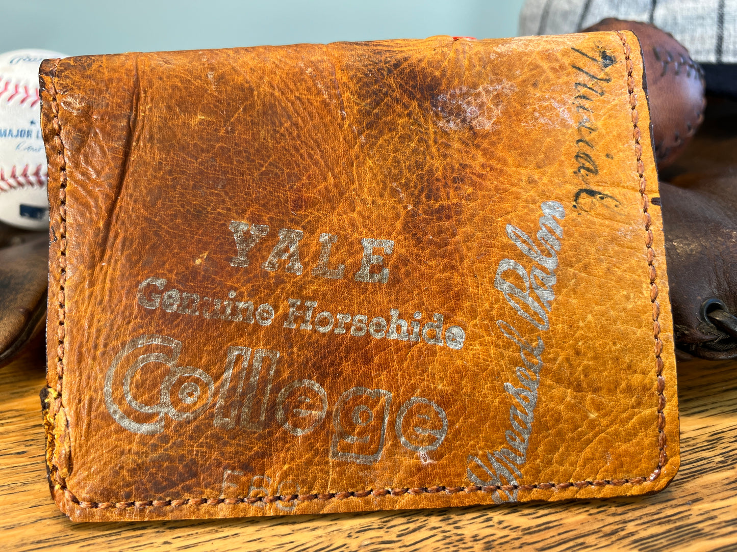 Yale Horsehide College Model - Special Wallet